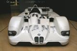 BMWアート・カーコレクション「透明なスピード〜BMWアート・カー展〜」 ジェニー・ホルツァー/BMW V12 LMR」（1999年） エクステリア フロント