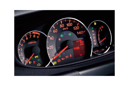 ダイハツ ムーヴカスタム「XC edition」 自発光式メーターマルチインフォメーションディスプレイ