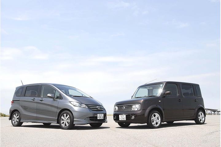 ホンダ フリード vs 日産 キューブ キュービック