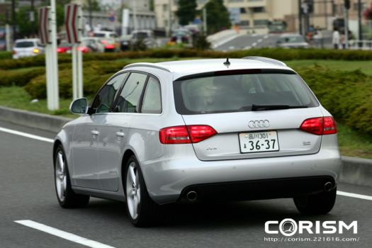 【アウディA4アバント試乗記】アウディA4アバント  エクステリア リヤビュー 走り 画像
