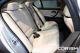 BMW NEW 320i セダン　リアシート(特別仕様車)