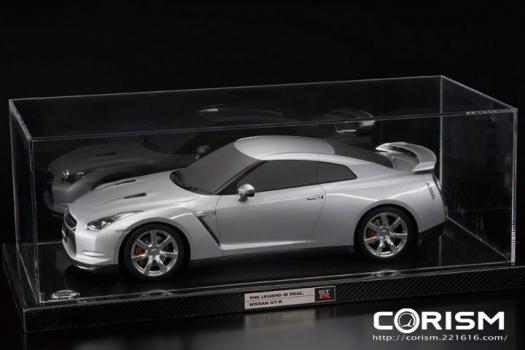 NISSAN GT-R（R35）」オーナーへ！世界で1台の特別仕様モデルカーを