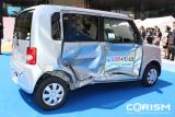 側面衝突試験に使用された試験車両(ダイハツ ムーヴ コンテ)