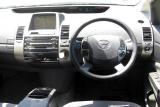 '06年式　トヨタ プリウス S ツーリングセレクション「1,758,750円」　インパネ周り