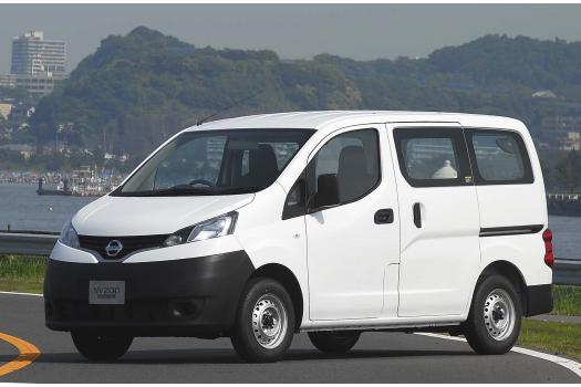 日産 新型 商用バン「NV200 バネット」バン『DX』グレード エクステリア