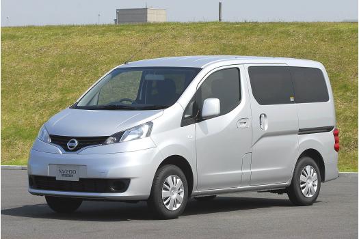 日産 新型「NV200 バネット」ワゴン 『16S』グレード エクステリア