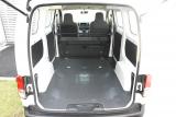 日産 新型 商用バン「NV200 バネット」バン『DX』グレード 荷室