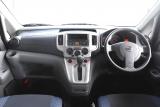 日産 新型「NV200 バネット」ワゴン 『16S』グレード インパネ周り
