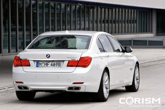 BMW NEW 7シリーズ「760Li」リアビュー