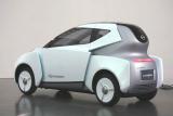 日産 ランドグライダー リヤビュー