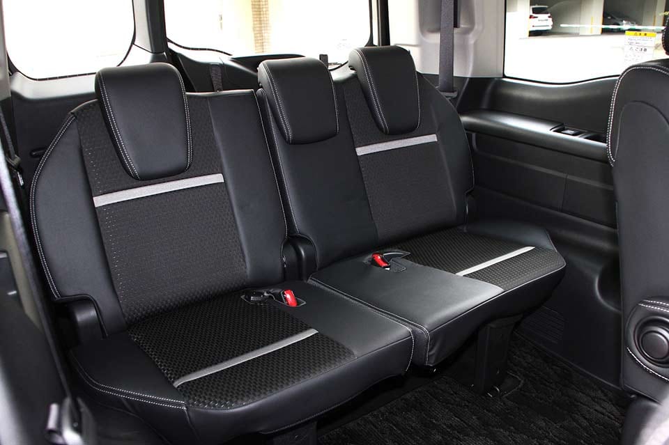 5代目ステップワゴンスパーダの3列目シート