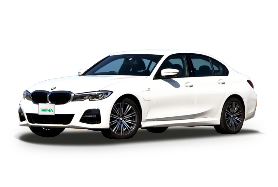 高級セダン ランキング ベスト3 BMW 330e