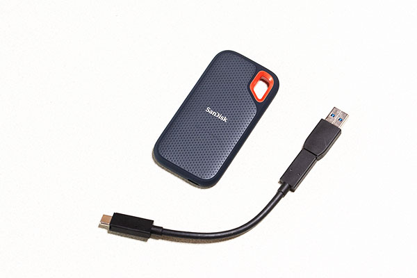 USB-AポートとUSB-Cポートどちらでも使えます