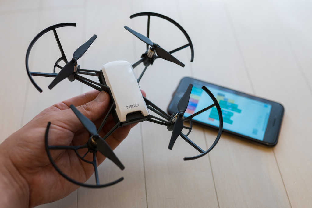 【Drone Blocks】iPhoneアプリで簡単にできる！ドローンTelloのプログラミング【設定方法と使い方】 スカイフィッシュの