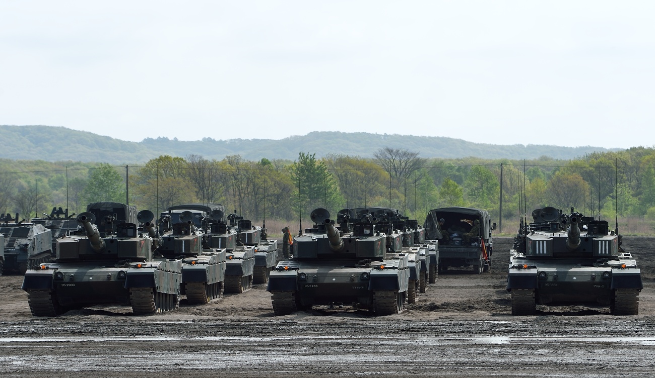 明日は「第7師団創隊60周年・東千歳駐屯地創立61周年記念行事」