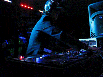 DJ