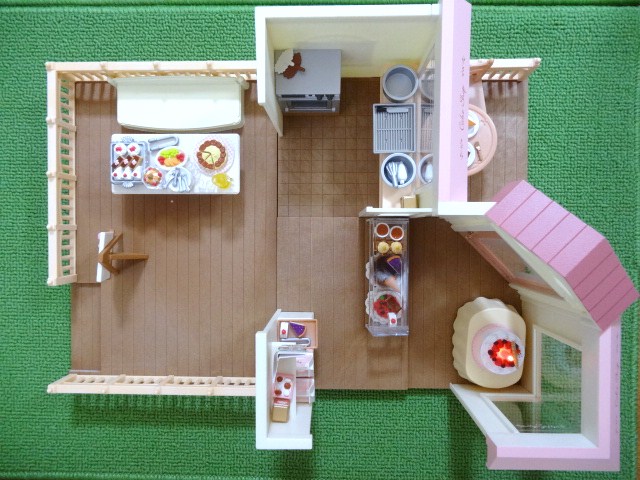 シルバニア 森のおしゃれなケーキ屋さん パーティーセット - 小さな世界