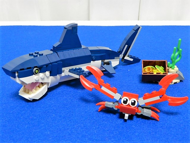 LEGO 31088 深海生物 サメ 3in1 クリエイター - 小さな世界