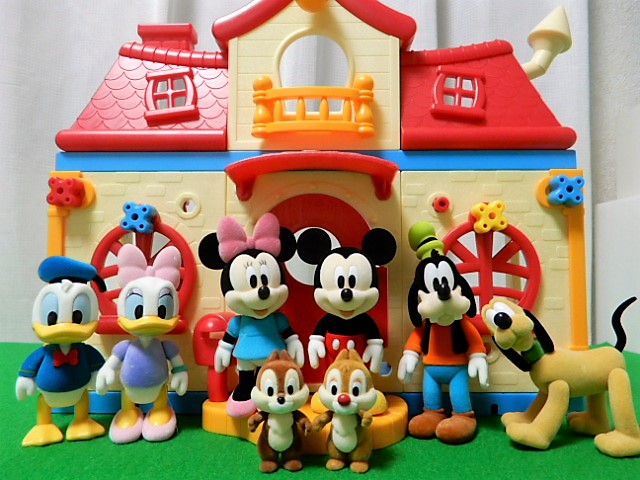 ディズニーキャラクターセット セガトイズ ディズニーキャラクター DIYTOWN ミッキーのおうち