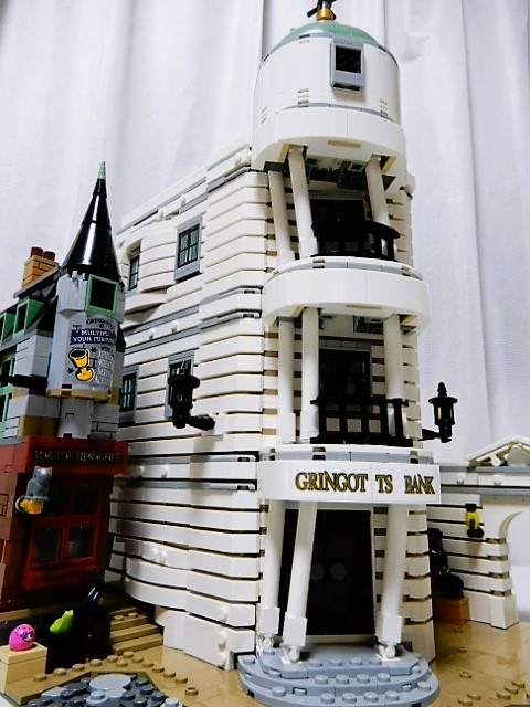 LEGO】76417 グリンゴッツ銀行㉓～㉛完成 - 小さな世界