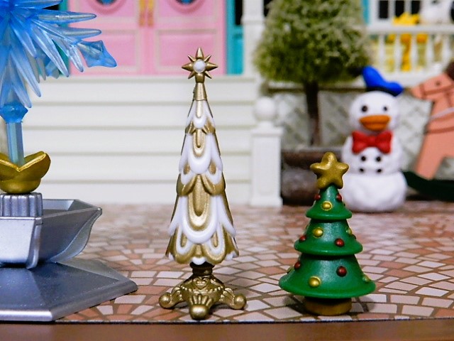 ディズニードールハウスのクリスマスツリー - 小さな世界