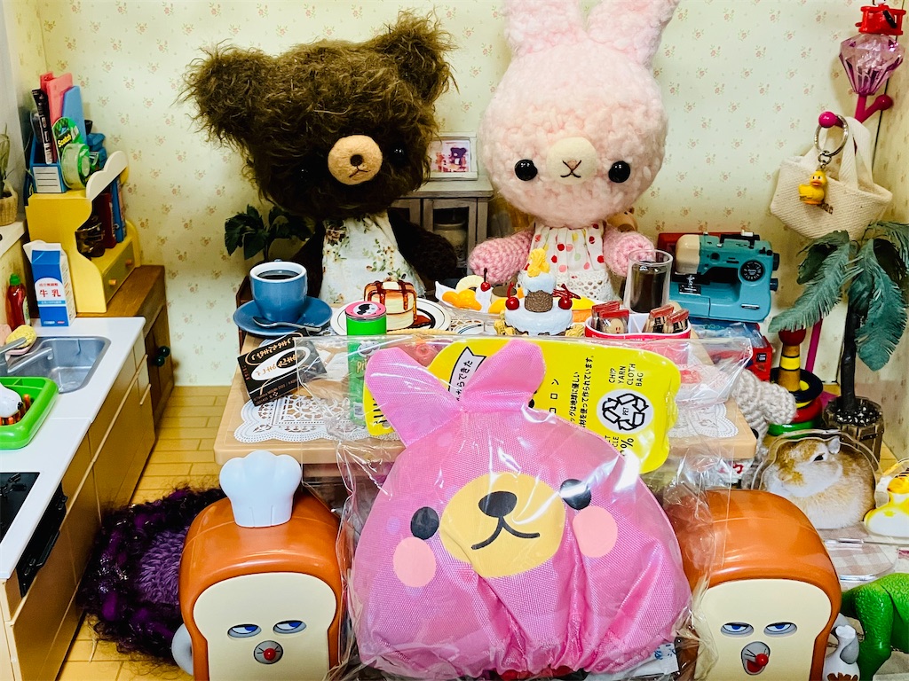 まーちゃん さま】vintage ❀ 小さな世界*♩ ウサギさんのおうち