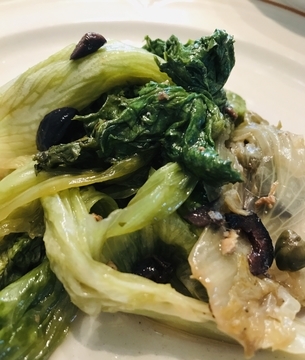 おうちでイタリアン エンダイブ イタリアの野菜炒めのお話 ドイツ生活 デュッセルドルフのお料理教室から