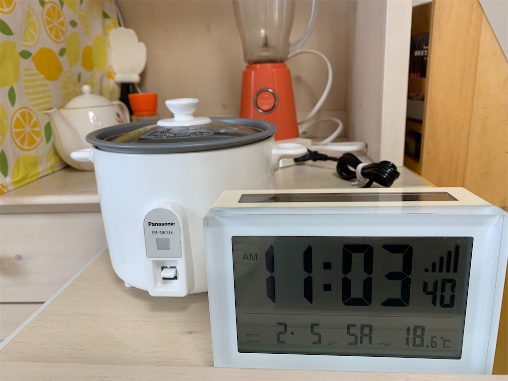 【新品】パナソニック 炊飯器 自動調理鍋 ミニクッカー SR-MC03ーW　白 Amazon.com: Panasonic Mini Cooker (1.5Go / 225g) SR-MC03-W