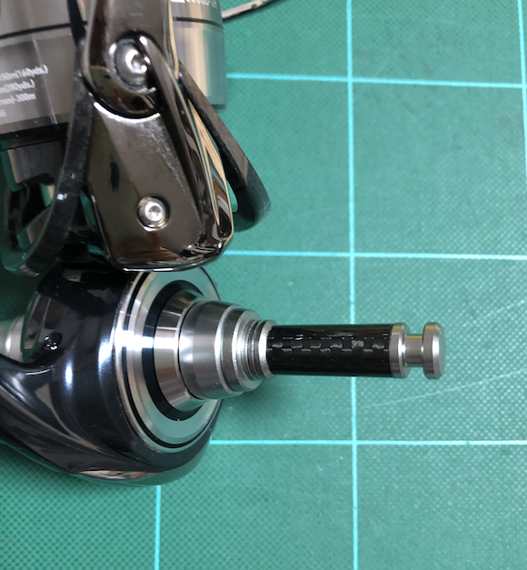 極美品　ダイワ　19セルテート LT5000D-CXH パワーハンドル　スタンド U専務の近畿釣行記:19セルテートLT5000D-XH用のリールスタンド