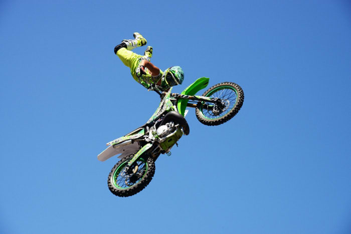 決定版【バイク反対する親を説得する方法】条件付きにして親に譲歩すればOK