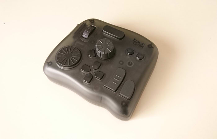 【機種間違えて購入したためほぼ未使用です泣】TourBox Elite TourBox Elite …機種間違えて購入。