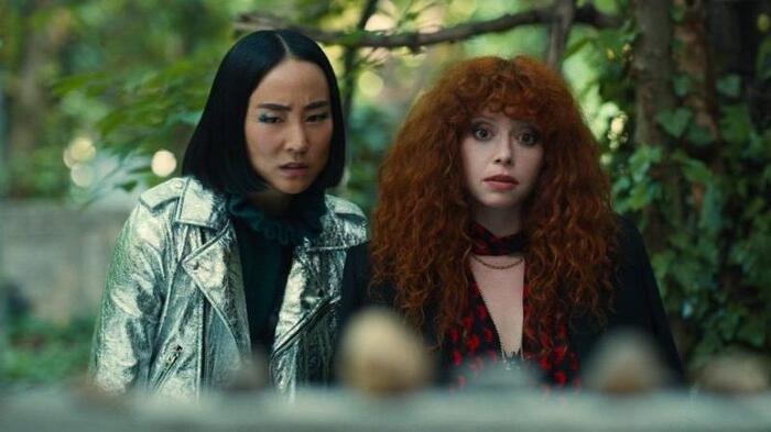 『ロシアン・ドール：謎のタイムループ』シーズン2の一場面