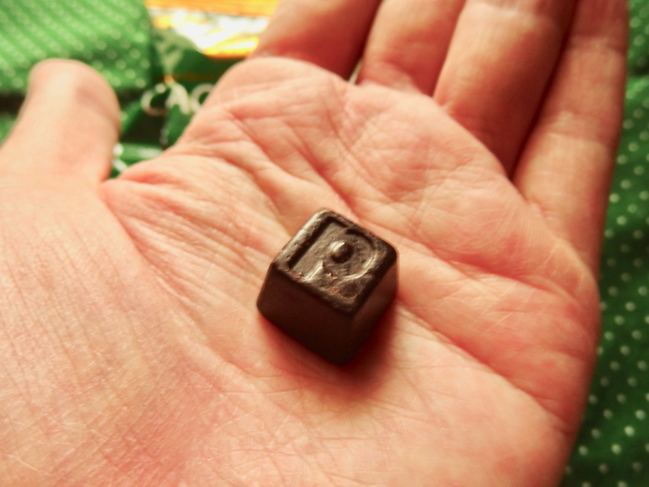 Big A に Meito 名糖産業 の高カカオチョコ おいしくカカオ73 が売られていたので購入 食べた感想を書きました ディスディスブログ