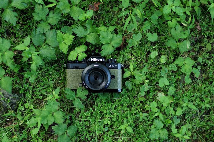 【SD付最終値下げ】Nikon zfcオリーブグリーン　レンズ2つ付 Nikon Zf】選ばれたのはオリーブグリーンでした。 - YouTube