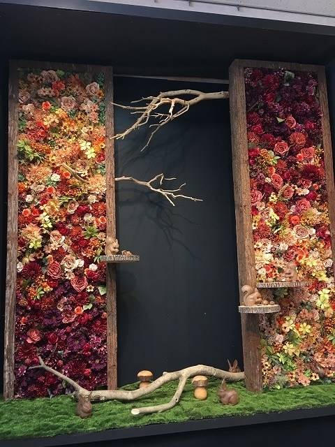 本店１f ユー花園 トップフローリスト 田代氏 ディスプレイ作品 Cfl Storeブログ