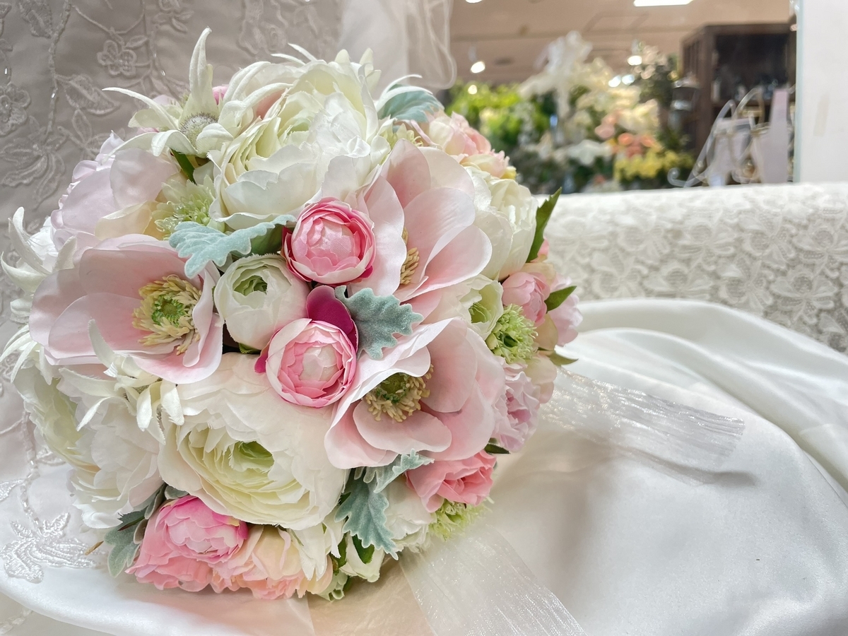 ピンク系 フープブーケ ブートニア 2点セット 結婚式 春婚 パール