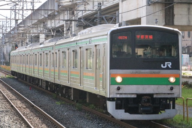 JR東日本 205系メルヘン【京葉線・日光線・宇都宮線　運転席椅子】 小山の原型顔の205系はなぜ誕生したのか？【Y11,Y12編成の謎】 - て