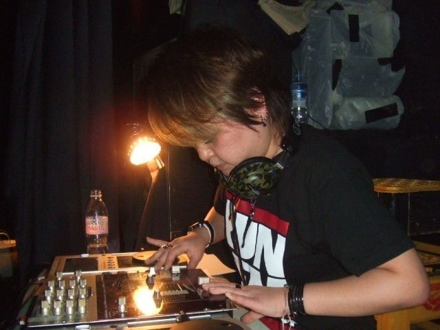 f:id:e_three:20120418020234j:image:w400