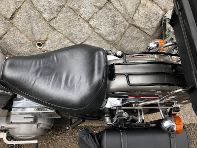 ハーレーダビットソン純正スポーツスターそら豆シートソロシート