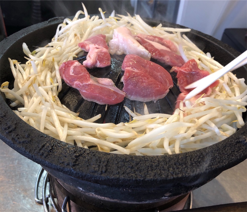 小樽 出抜き小路 北とうがらし 生ラムジンギスカン 穴場です。 リエの繁盛グルメ〜仙台を中心に世界中〜