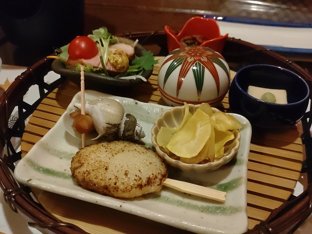 宿の晩ごはんとお品書き