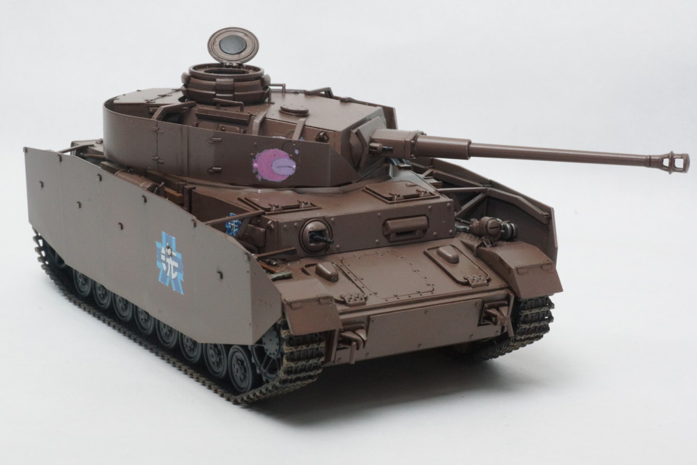 1/48 IV号戦車H型 -ガルパン 大洗女子(あんこうチーム) D型(H型仕様)で