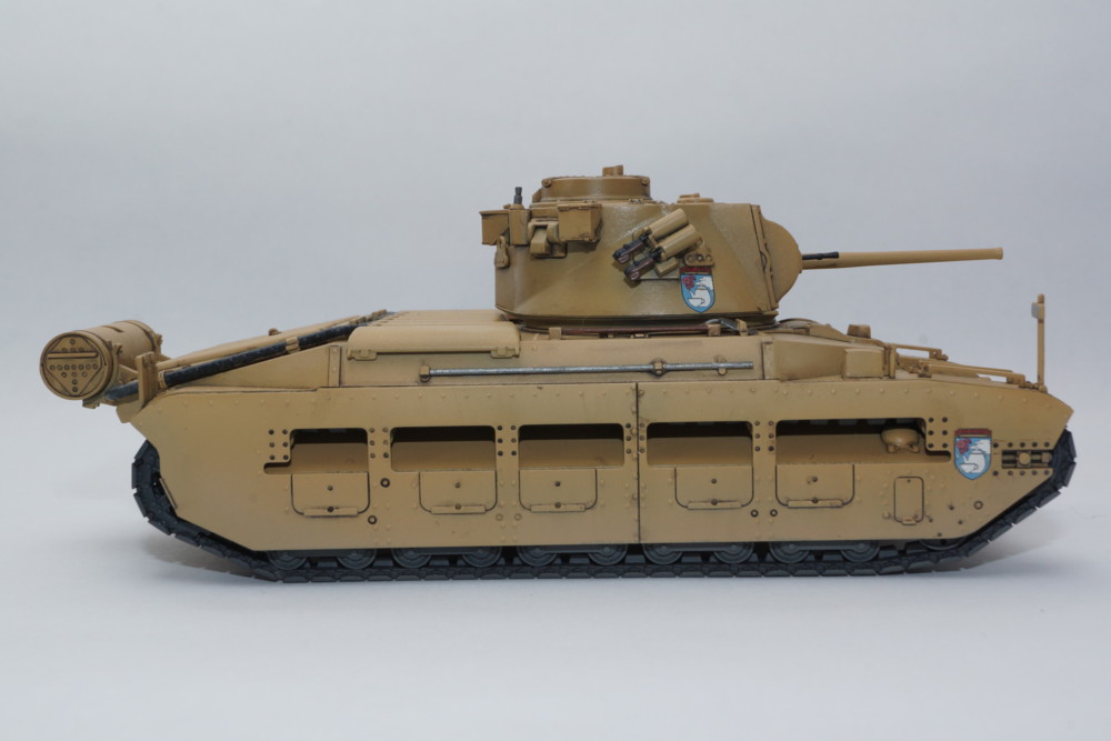 1/48 マチルダII歩兵戦車 Mk.III/IV -ガルパン 聖グロリアーナ仕様で