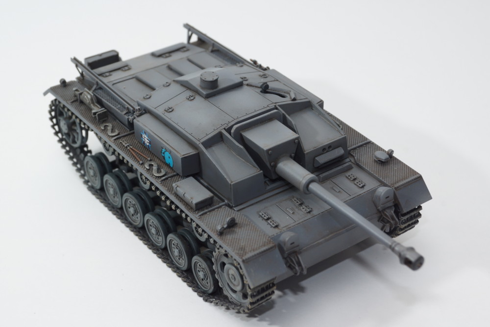1 48 Iii号突撃砲f型 ガルパン 大洗女子カバさんチーム仕様で作る 日々の久利英太