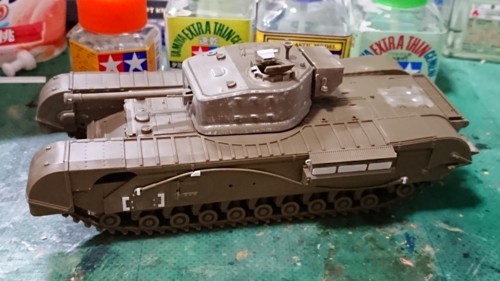 1/48 チャーチル歩兵戦車 Mk.VII -ガルパン 聖グロリアーナ女学院仕様