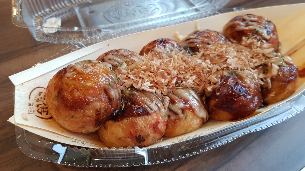 Takoyaki - たこ焼き (Octopus Balls)