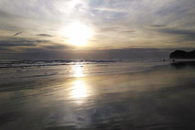 piha.beach
