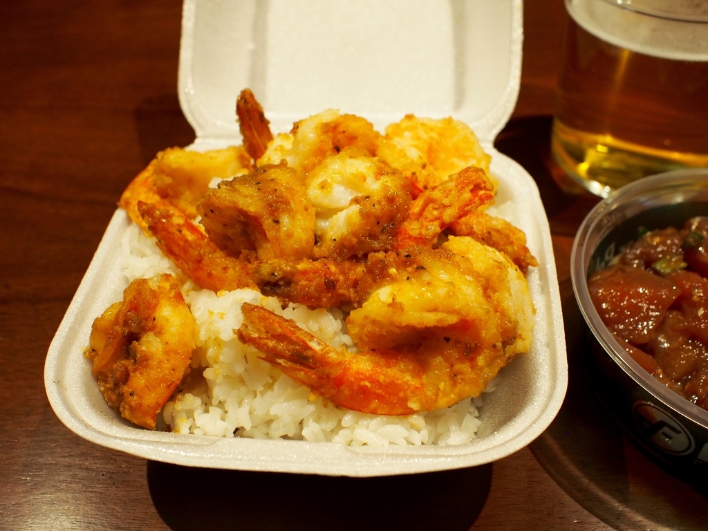 《ハワイ》ノースショアまで行けない人にも ワイキキで食べる 美味しいガーリックシュリンプ「Sam’s Kitchen(サムズ キッチン