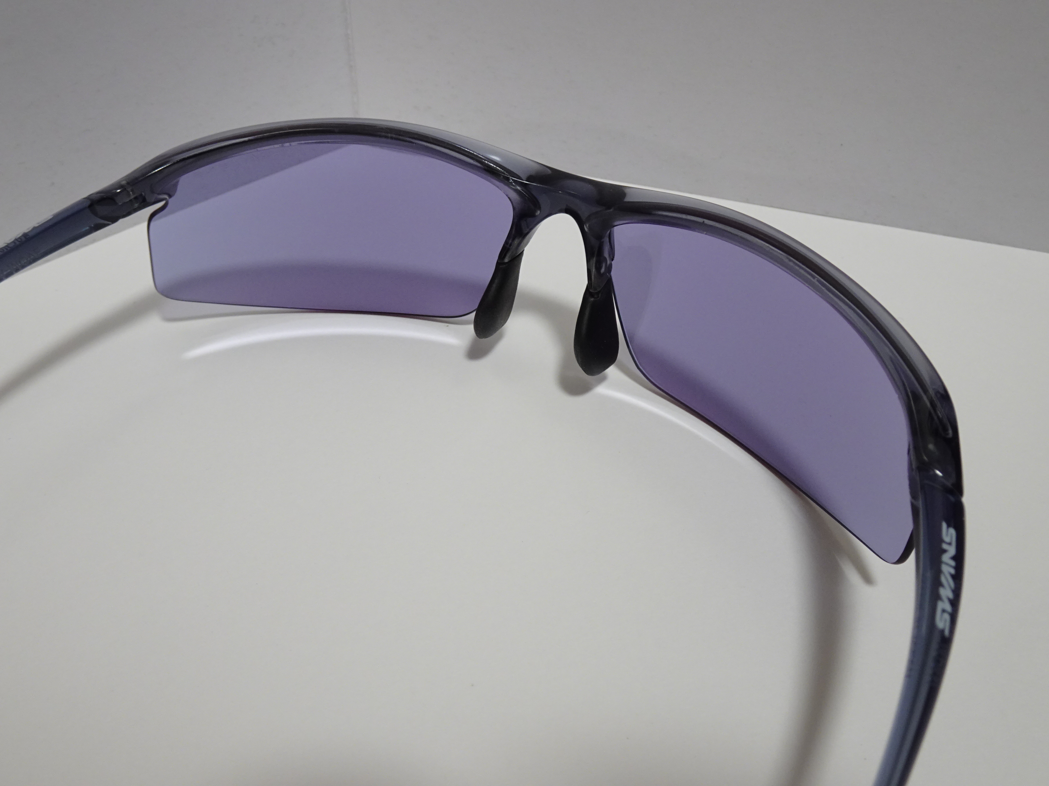 新たなサングラスにSWANSのAirless-Move SAMV-0714 CSKを選ぶ