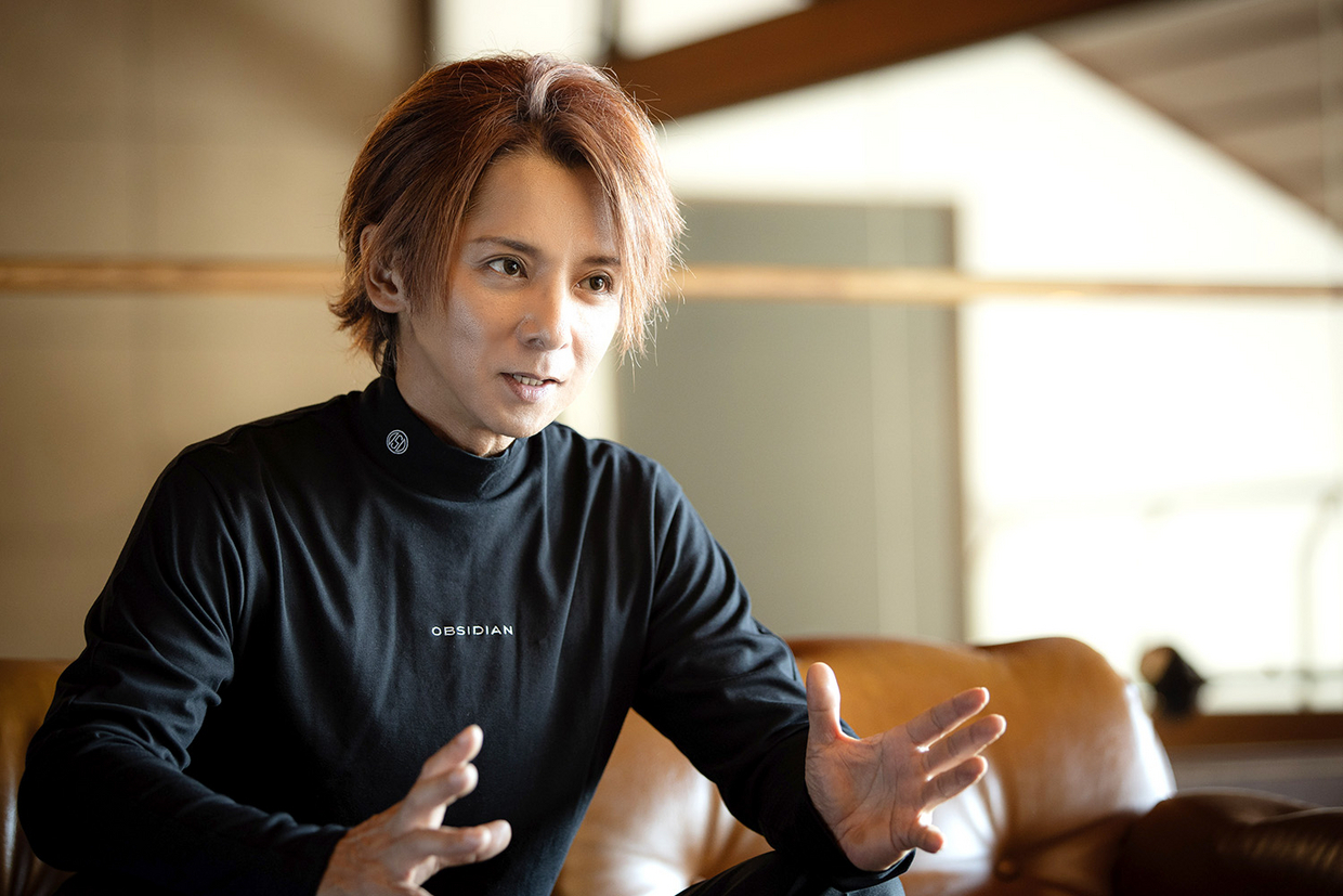 オールドクラブとの出逢いを楽しむ SOPHIA松岡充のゴルフライフ - BRUDER